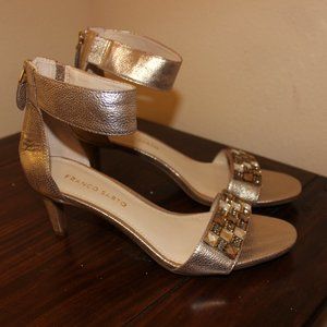 FRANCO SARTO EVELINA PLATINO Metallic studded OPEN TOE HEELS SZ 9 1/2